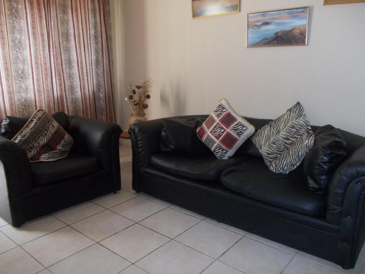 Huis KlipdriftSelf Catering &B&B Henties Bay Exterior foto
