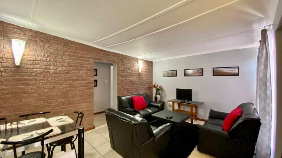 Huis KlipdriftSelf Catering &B&B Henties Bay Exterior foto
